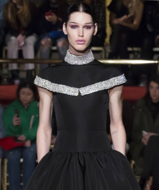 Christian Siriano show - sonbahar kış 2018, New York Moda Haftası