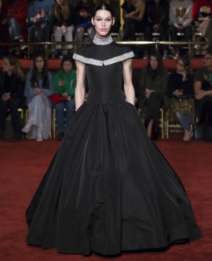 Christian Siriano show - sonbahar kış 2018, New York Moda Haftası