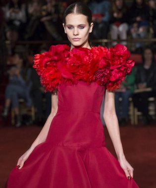 Christian Siriano show - sonbahar kış 2018, New York Moda Haftası