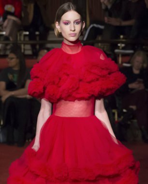Christian Siriano show - sonbahar kış 2018, New York Moda Haftası
