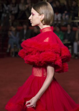Christian Siriano show - sonbahar kış 2018, New York Moda Haftası