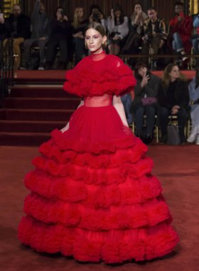 Christian Siriano show - sonbahar kış 2018, New York Moda Haftası
