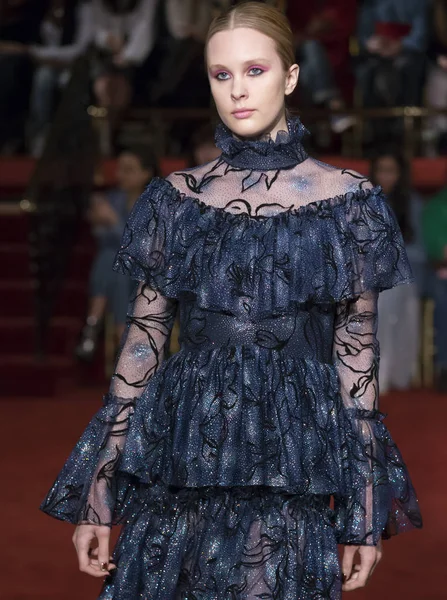 Christian Siriano show - sonbahar kış 2018, New York Moda Haftası