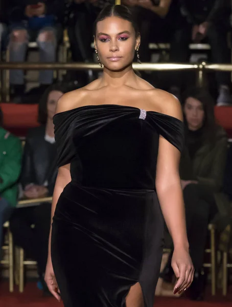 Christian Siriano show - Fall Winter 2018, New York Fashion Week — Stock Photo, Image