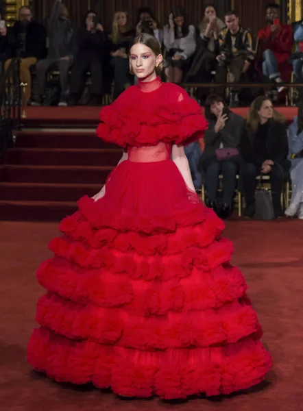 Christian Siriano show - sonbahar kış 2018, New York Moda Haftası