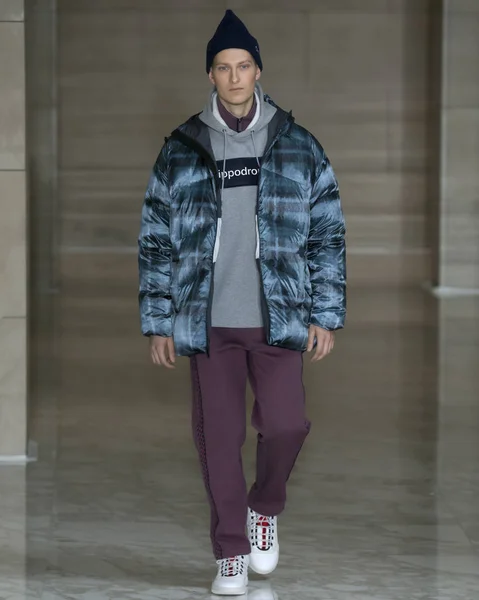 Perry Ellis - Homme Automne Hiver 2018 Mens Show — Photo