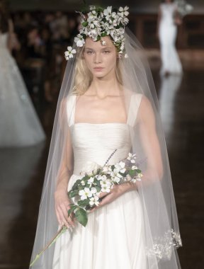 Reem Acra - 2019 bahar koleksiyonu - New York moda hafta Brida