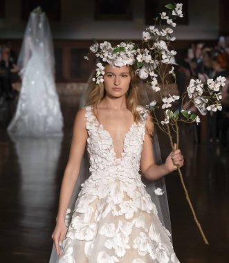 Reem Acra - 2019 bahar koleksiyonu - New York moda hafta Brida