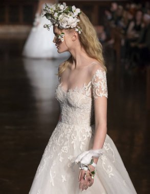 Reem Acra - 2019 bahar koleksiyonu - New York moda hafta Brida