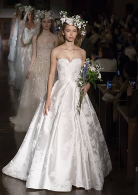 Reem Acra - 2019 bahar koleksiyonu - New York moda hafta Brida