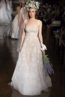 Reem Acra - 2019 bahar koleksiyonu - New York moda hafta Brida