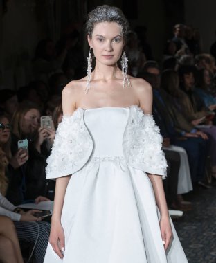 Mira Zwillinger - bahar 2019 koleksiyonu - New York Moda Haftası