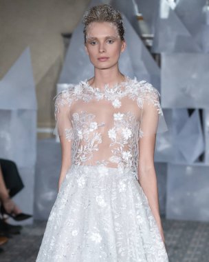 Mira Zwillinger - bahar 2019 koleksiyonu - New York Moda Haftası