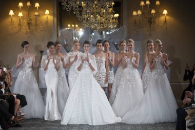 Mira Zwillinger - bahar 2019 koleksiyonu - New York Moda Haftası