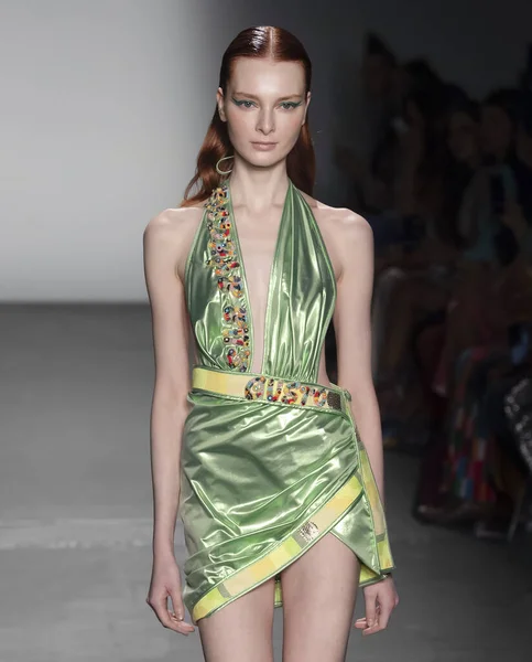 Custo Barcelona 2020 Spring Runway Show – stockfoto