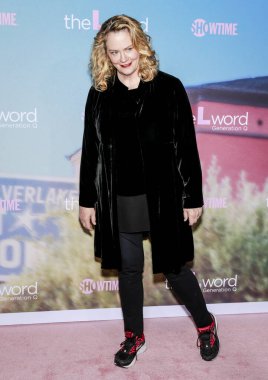 'The L Word: Generation Q' TV gala programı, Geliş, Regal Cin