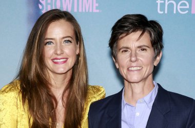 'The L Word: Generation Q' TV gala programı, Geliş, Regal Cin