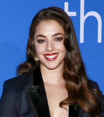 'The L Word: Generation Q' TV gala programı, Geliş, Regal Cin