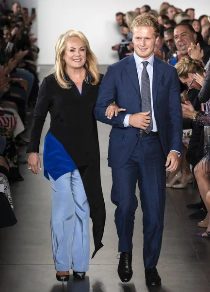 Pamella Roland 2020 Yaz Pist Şovu