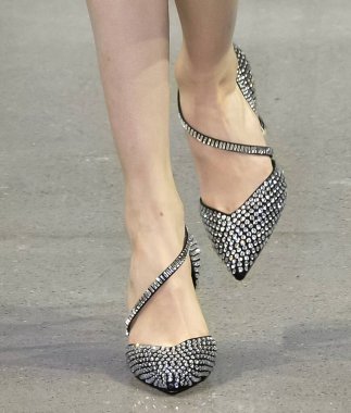 Vivienne Hu 2020 Yaz Pist Şovu