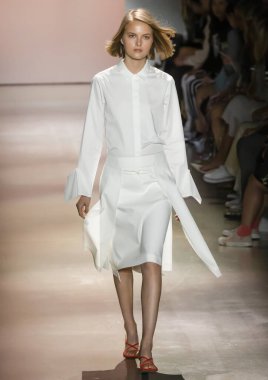 Leyii Kore Konsepti Yaz 2020 Şovunu Giymeye Hazır