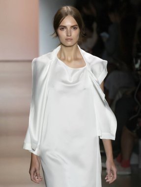 Leyii Kore Konsepti Yaz 2020 Şovunu Giymeye Hazır