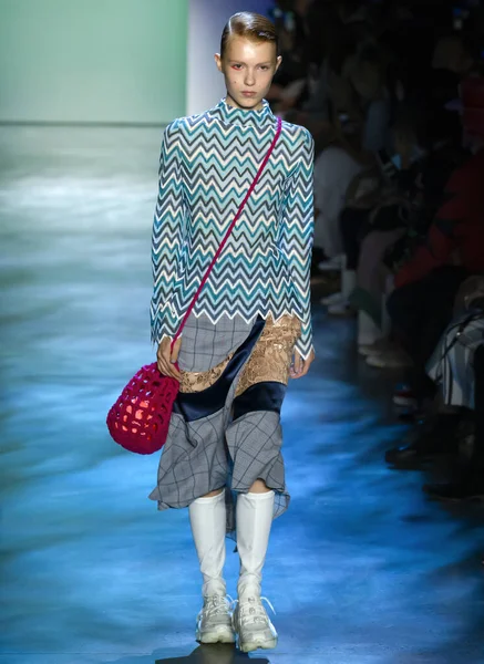 Liie for concept Korea ready to wear frühjahr sommer 2020 show — Stockfoto