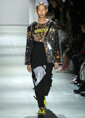 Kore Konsepti için Iise Yaz 2020 Şovu Giymeye Hazır