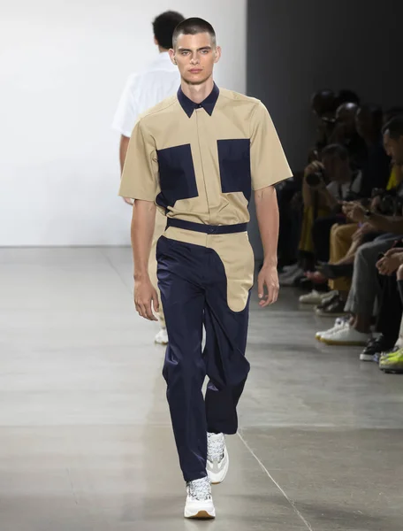 Carlos Campos - 2020 Primavera Summer2020 Mens Show — Fotografia de Stock