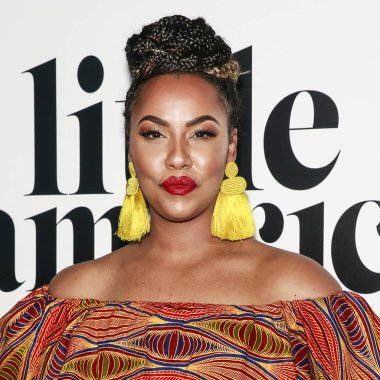 Apple 'ın' Küçük Amerika 'sının Özel Gösterimi, Gelişler, Pasifik