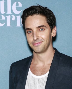 Apple 'ın' Küçük Amerika 'sının Özel Gösterimi, Gelişler, Pasifik