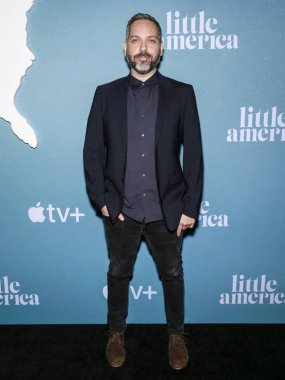 Apple 'ın' Küçük Amerika 'sının Özel Gösterimi, Gelişler, Pasifik