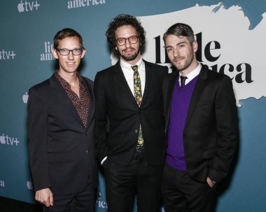 Apple 'ın' Küçük Amerika 'sının Özel Gösterimi, Gelişler, Pasifik