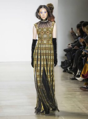 Tadashi Shoji Şov, Runway, Güz Kış 2020, New York Moda W