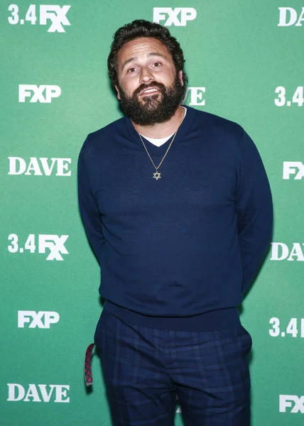 Los Angeles Feb 2020 Mike Hertz Asiste Estreno Dave Fxx — Foto de Stock