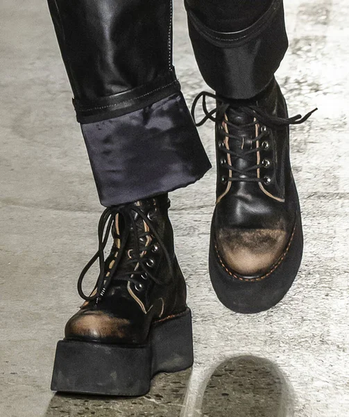 Нью Йорк Нью Йорк Февраля 2020 Года Модель Деталь Обуви — стоковое фото