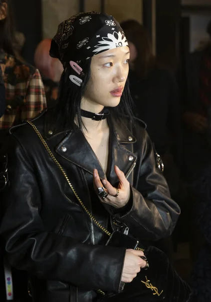 New York February 2020 Model Ready Backstage R13 Fall 2020 — 스톡 사진