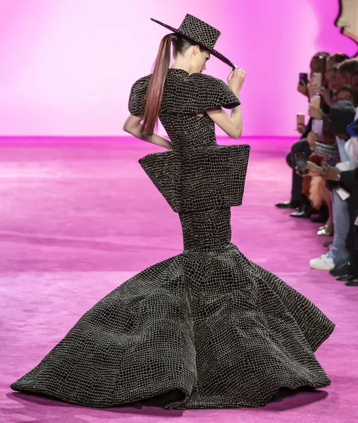 New York New York Feb 2020 Coco Rocha Walks Runway — Stock Photo, Image