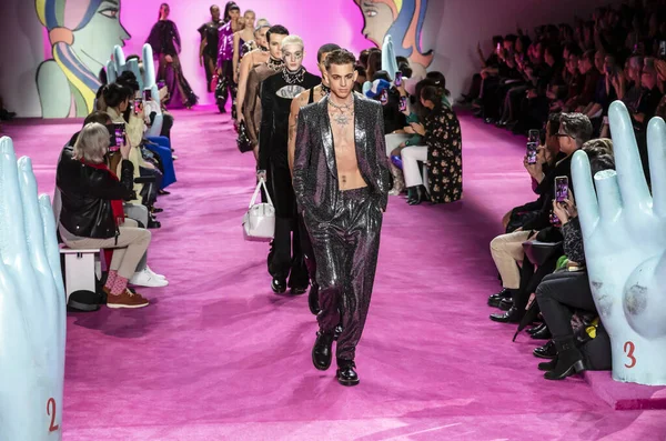 New York New York Feb 2020 Jeremy Ruehlemann Walks Runway — Stock Photo, Image