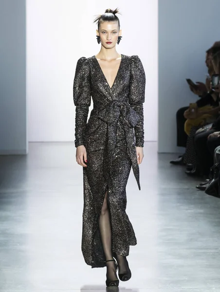 New York New York Şubat 2020 Kely Ferr Badgley Mischka — Stok fotoğraf