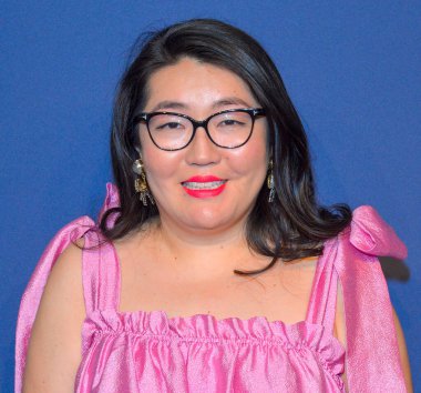 New York, New York - Şubat 05, 2020: Jenny Han 2020 amfAR New York Galasına katılıyor