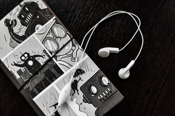 Notepad Headphones Table — Stock Photo, Image