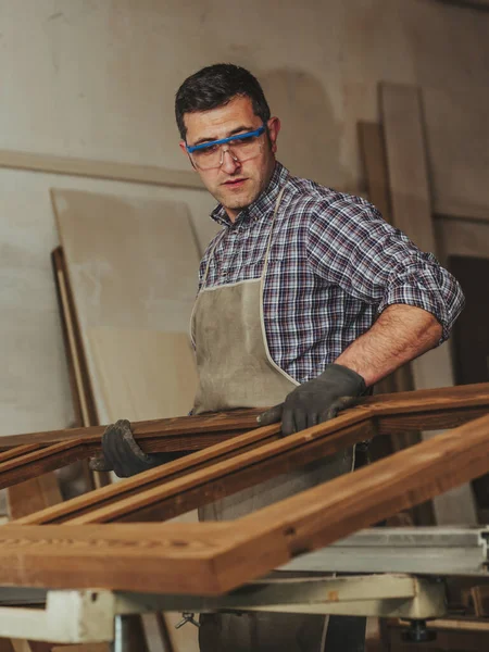 Falegname Lavoro Con Utensili Lavorazione Del Legno — Foto Stock