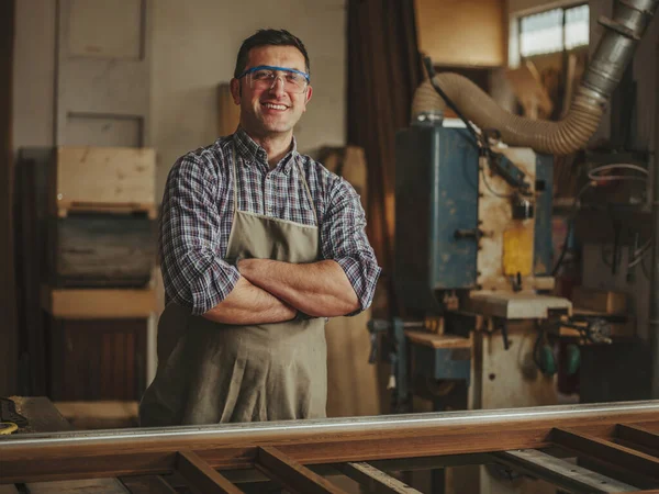 Falegname Lavoro Con Utensili Lavorazione Del Legno — Foto Stock