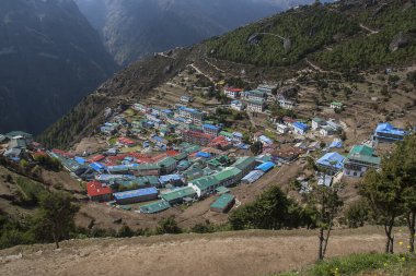 Shivalaya köyünün manzarası Ekim 2013 Shivalaya.