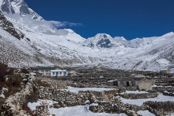 Dingboche Nepal Circa Octubre 2013 Vista Del Pico Isla Pueblo —  Fotos de Stock