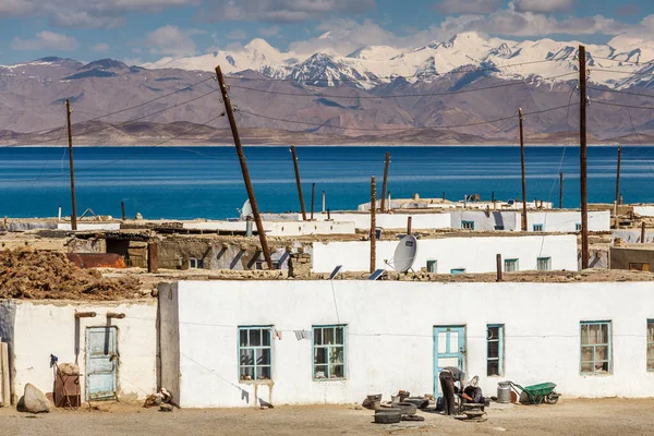 Karakul Tajikistan Circa Juni 2017 Prachtig Uitzicht Karakul Dorp Aan — Stockfoto