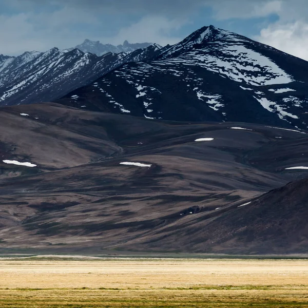Όμορφη Θέα Των Βουνών Pamir Στο Τατζικιστάν — Φωτογραφία Αρχείου