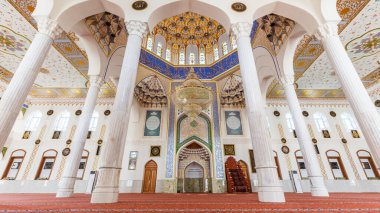 DUSHANBE, TAJIKISTAN - CIRCA HAZİRAN 2017: Dushanbe 'deki Hacı Yaqub Camii.