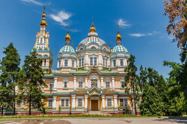 Алматы Казахстан Circa June 2017 Вознесенский Собор Известный Зенковский Собор — стоковое фото